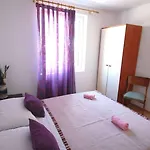 شقة With Parking Space Njivice, Krk - 21773 *
