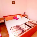 With Parking Space Njivice, Krk - 21773 Apartment Njivice