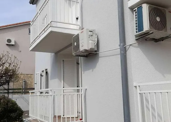 דירה With Parking Space Njivice, Krk - 21773