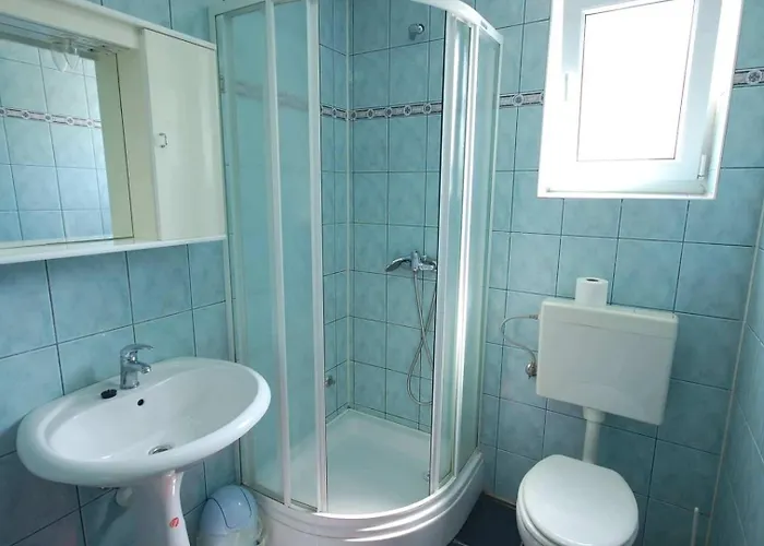 With Parking Space Njivice, Krk - 21773 דירה נייביצה